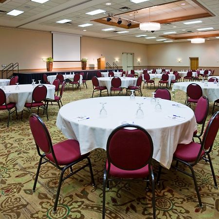 Holiday Inn Express Janesville-I-90 & Us Highway 14 By Ihg Exterior foto
