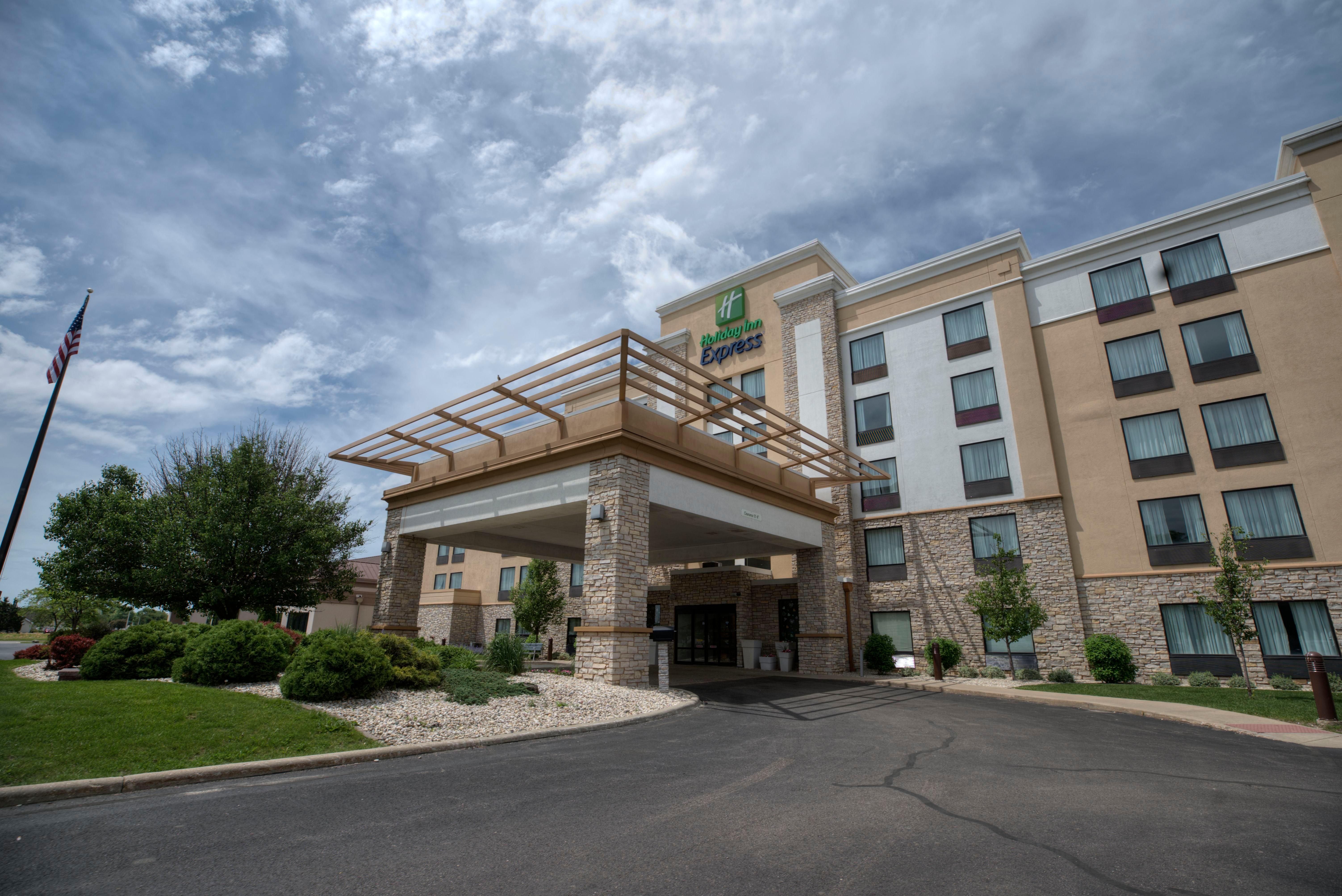Holiday Inn Express Janesville-I-90 & Us Highway 14 By Ihg Exterior foto